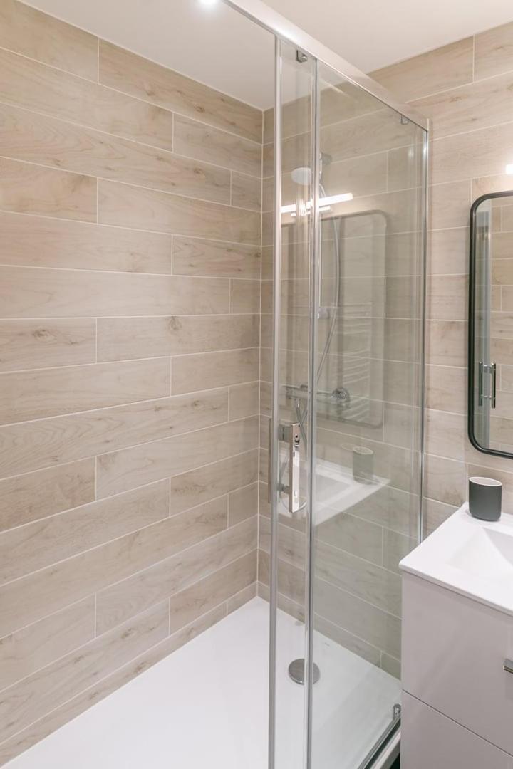 Guestready - Airy Apt For 4 In Issy-Les-Moulineaux Apartment Luaran gambar